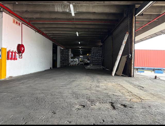 3,600M² WAREHOUSE TO LET IN JACOBS